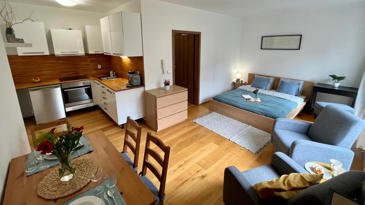 The Apartment Close To The City Center And O2 Arena Prag Eksteriør billede