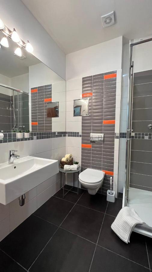 The Apartment Close To The City Center And O2 Arena Prag Eksteriør billede